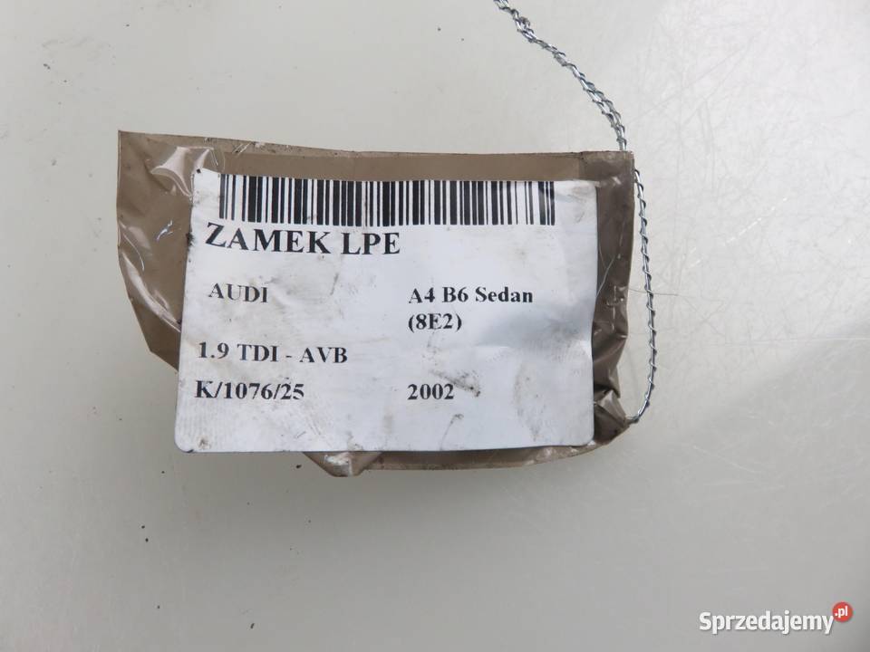 ZAMEK LEWY PRZEDNI AUDI A4 B6 4B1837015G