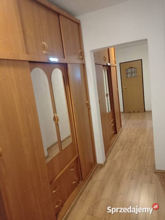 Mieszkanie 3 pokoje os MICHALOW RADOM 3 piętra i więcej Sprzedaż sprzedam