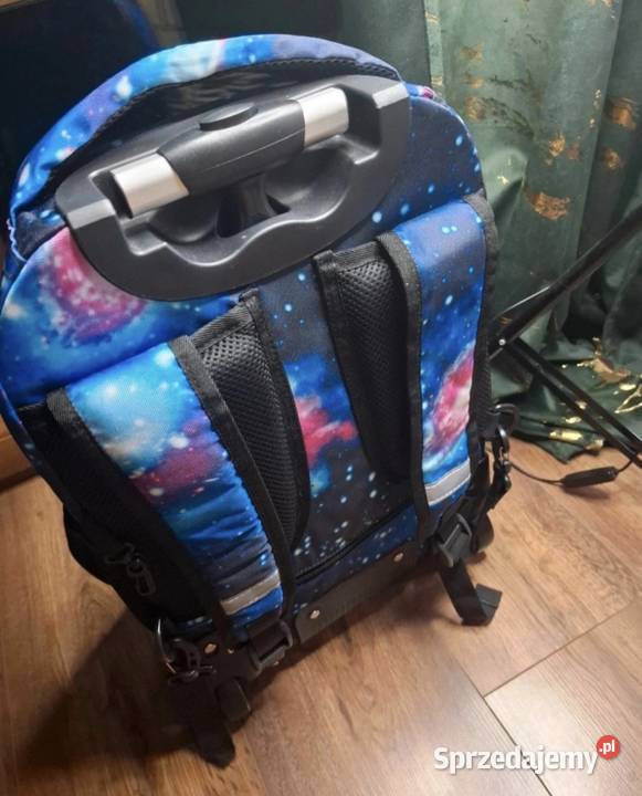 Plecak Galaxy na kółkach nowy