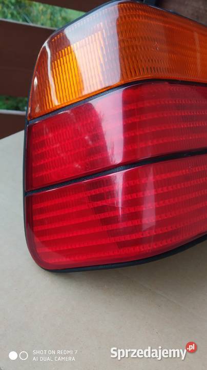 Lampa tylna lewa strona BMW E36 sedan