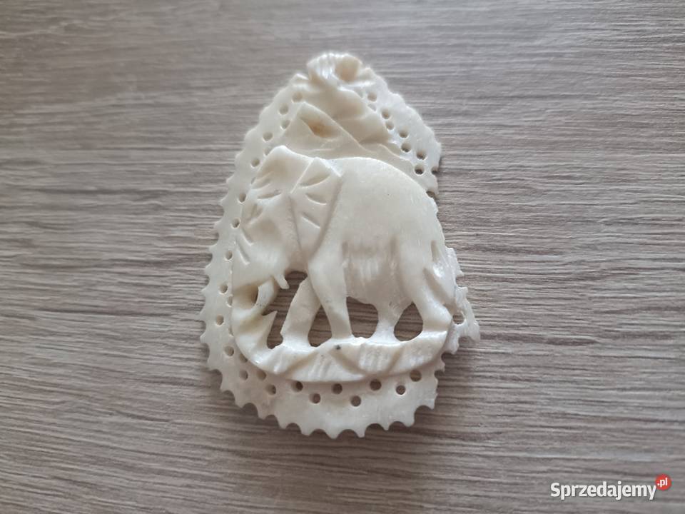 Wisiorek z kości Antyki