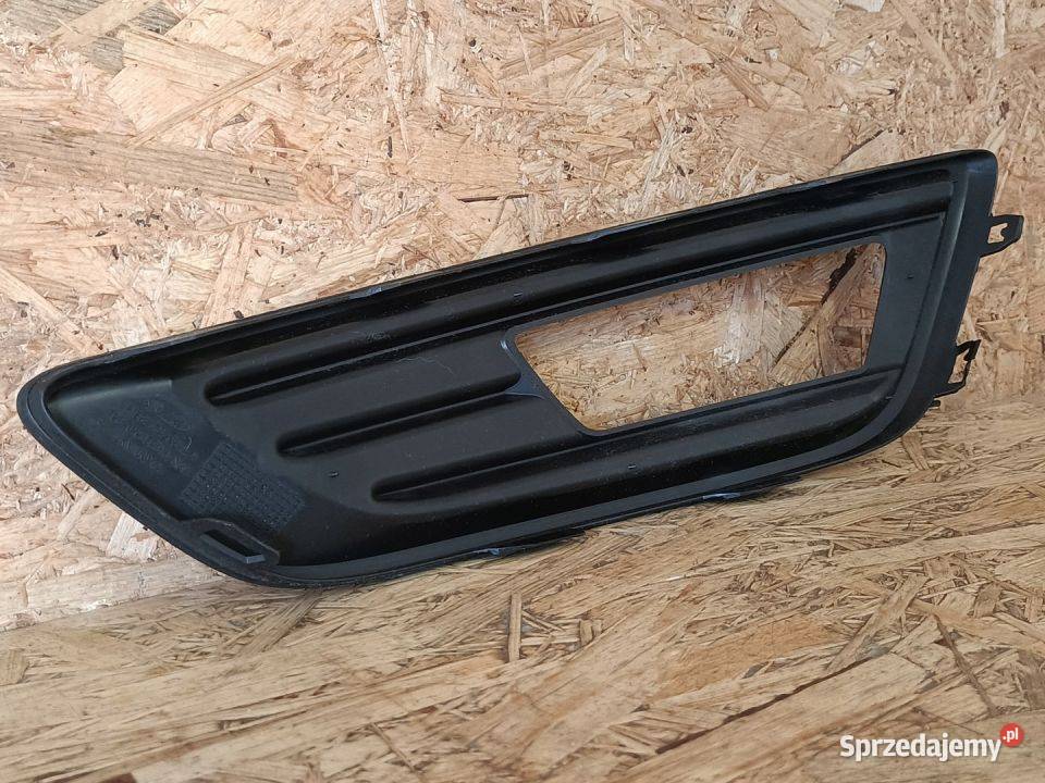 FORD FOCUS III KRATKA HALOGENU PRAWY PRZÓD osobowe Atrapy wielkopolskie Pleszew