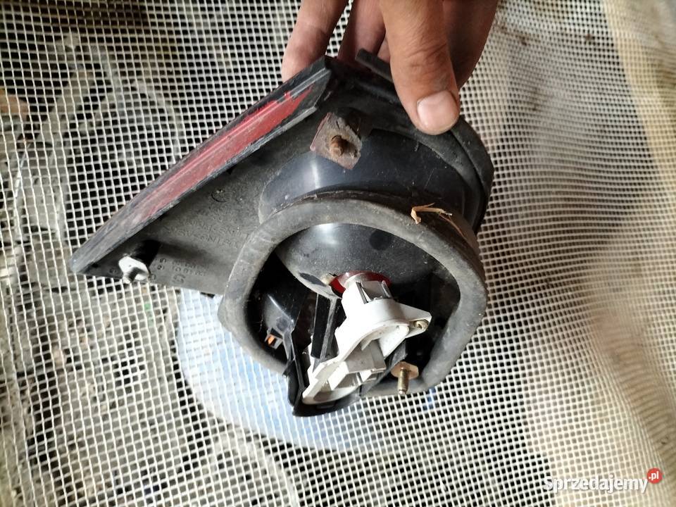 Mitsubishi Carisma LAMPA TYŁ TYLNA KLAPA lubelskie