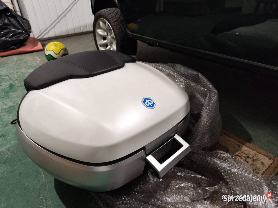 Nowy kufer do motocykla super jakosci Piaggio Czaplinek sprzedam
