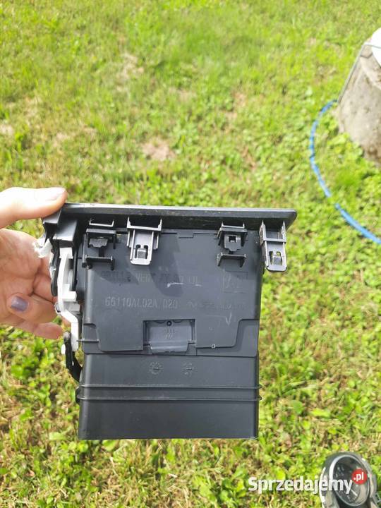 Kratka nawiewu powietrza lewa subaru outback osobowe Rzeszów