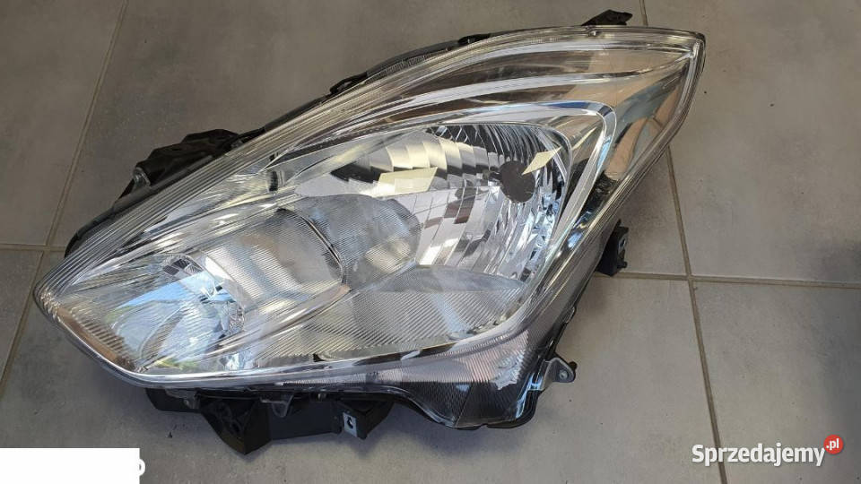 Suzuki swif 2018 reflektor lewy przód nowy model Kozubszczyzna