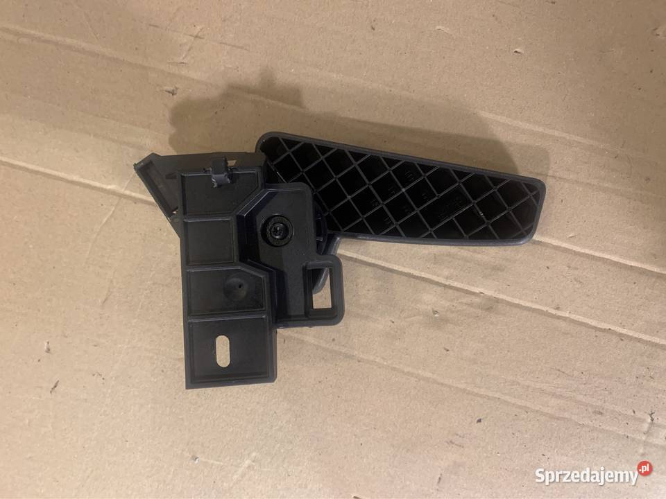 Rączka otwierania maski 517823633B vw troc skoda Szczecin
