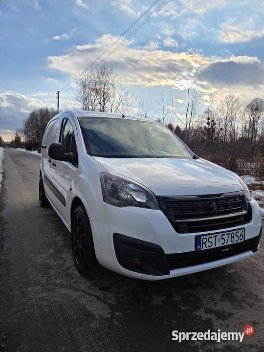 Peugeot Partner 16hdi vat1 17 Klima Nowe opony Stalowa Wola
