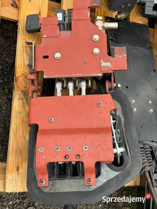 Rozdzielacz hydrauliczny bosch do LINDE E25 E30 śląskie Antonie sprzedam