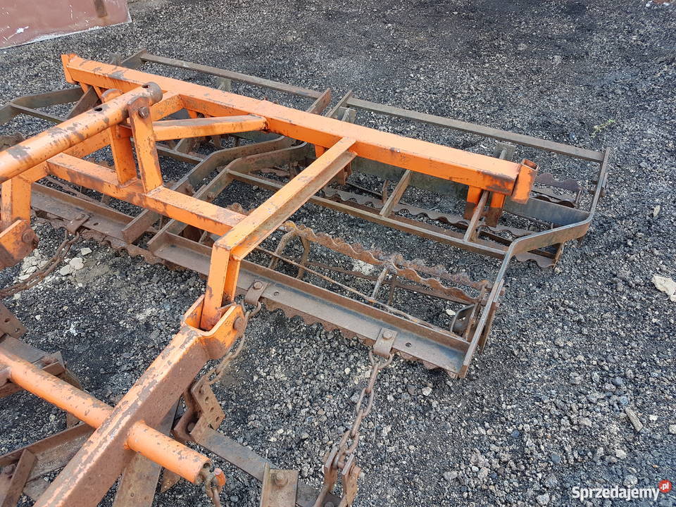 Brona uprawowa z wałkiem w stanie Wola Jachowa