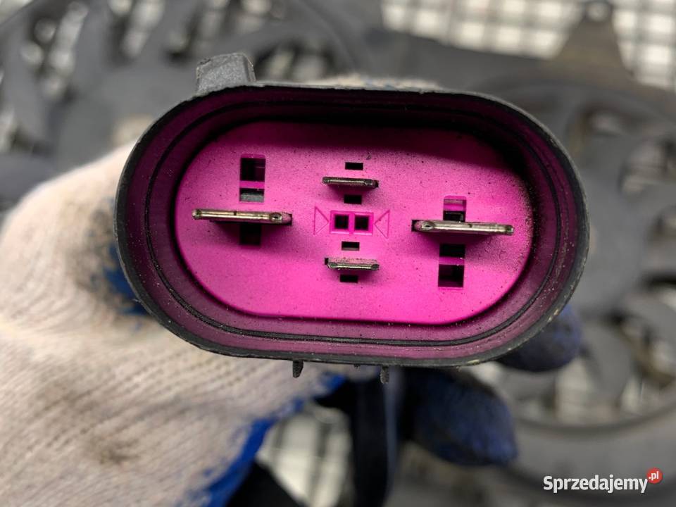 WENTYLATOR CHŁODNICY AUDI A4 B6 19 130 osobowe