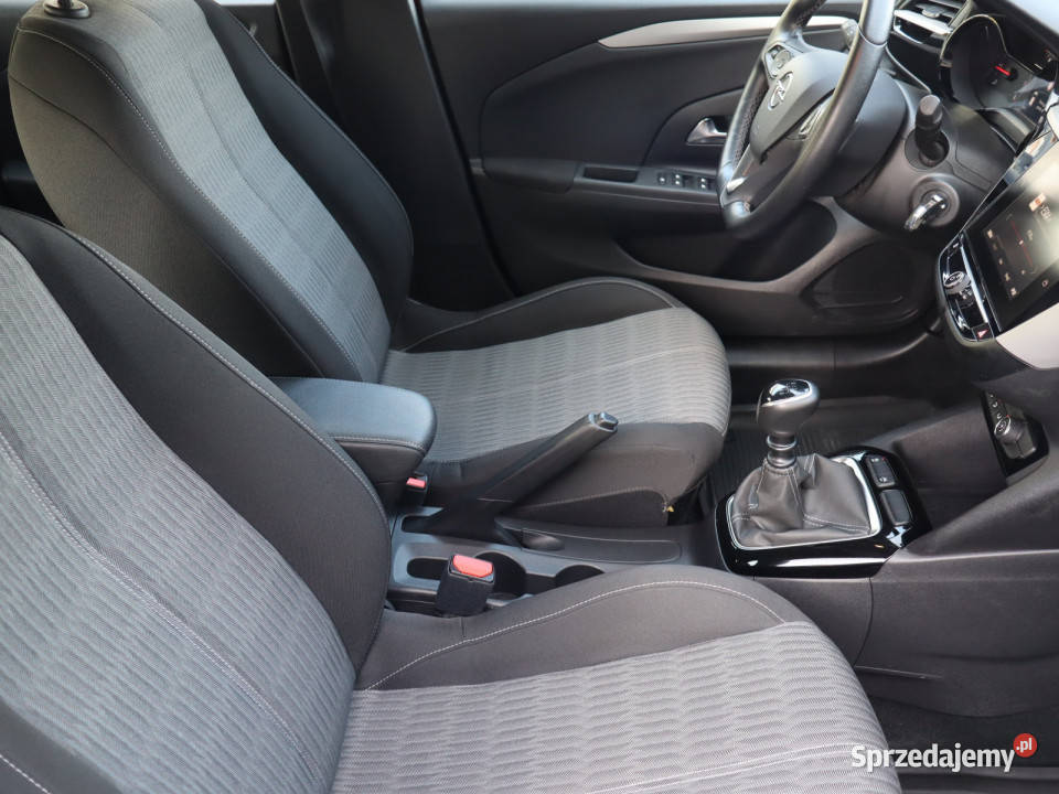Opel Corsa 12 Turbo gniazdo USB