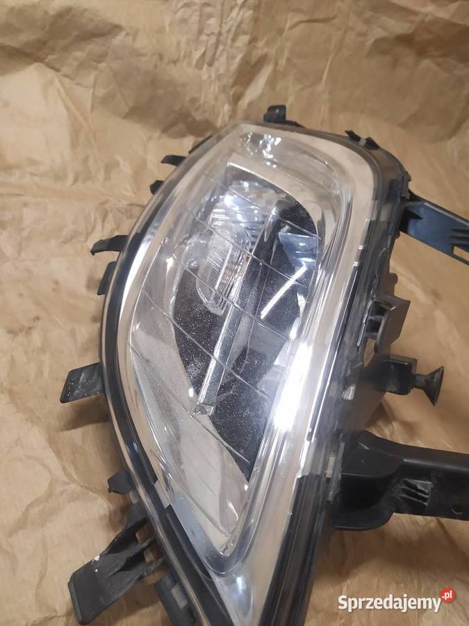 Halogen lewy przód opel astra j 4 srebrny Części samochodowe Gorlice sprzedam