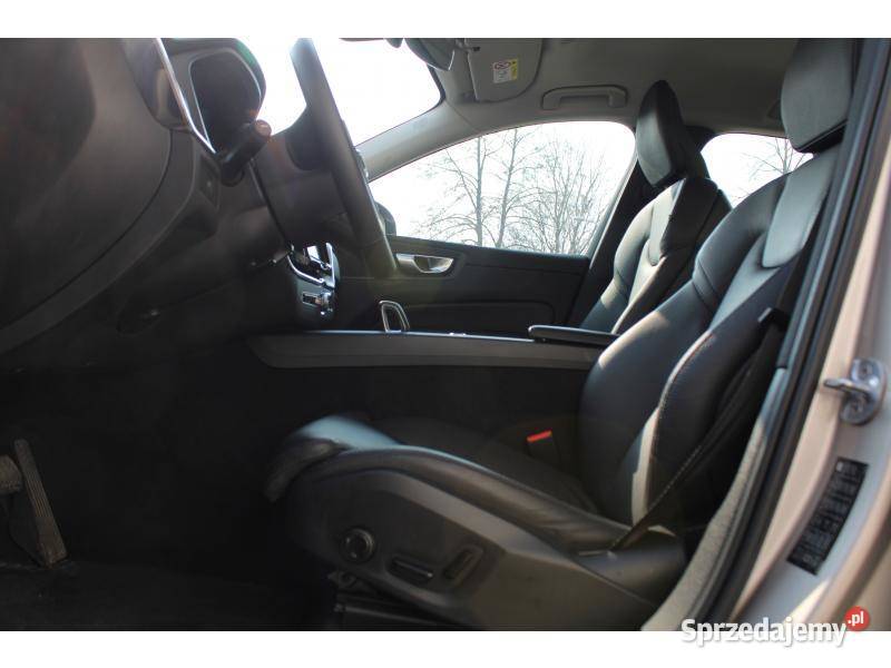 Volvo XC60 2023 prod BEZWYPADKOWY 38 38000km mazowieckie Warszawa sprzedam