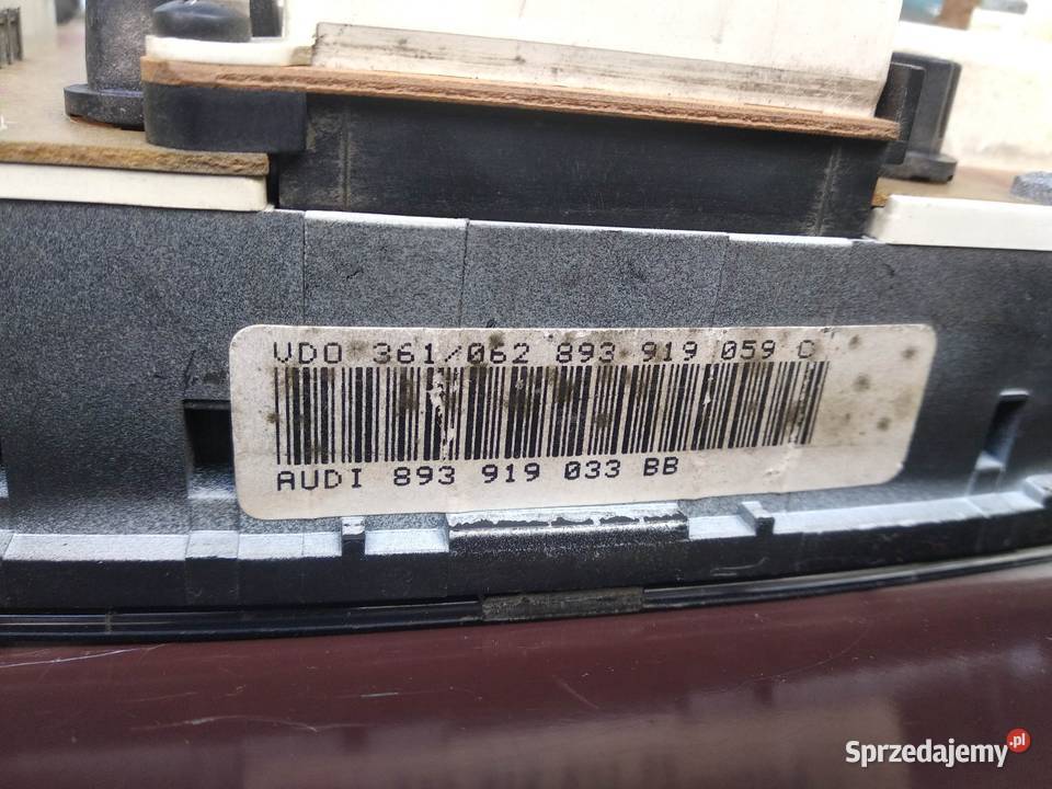 Audi 80 B3 B4 licznik zegary prędkościomierz Sieradz