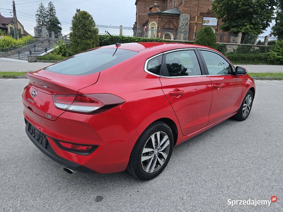 Hyundai i30 fastback120 spalanie 5L BP100 Wolanów