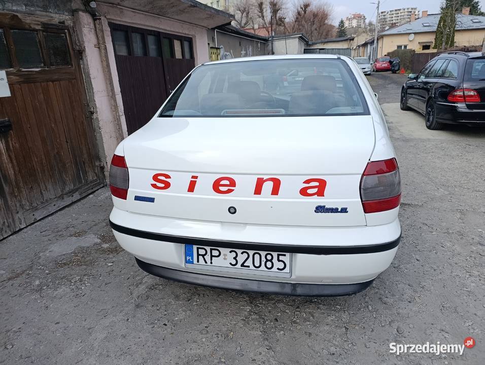 Fiat siena 44 przebiegu Rok produkcji 2000 Przemyśl