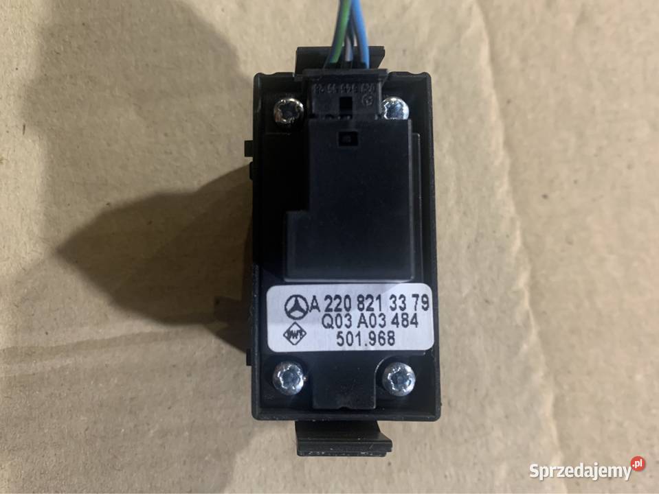 Przełącznik szyb prawy A2208213379 mercedes s Rok produkcji 2004 sprzedam