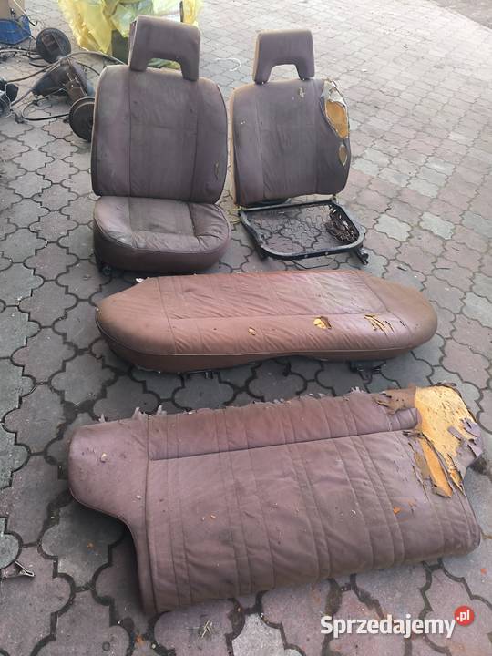 Polonez Borewicz fotele kanapy przednie tylne Stalowa Wola