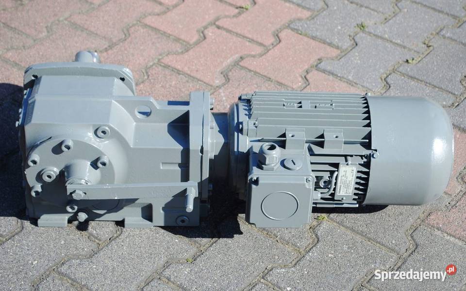 Motoreduktor kątowy 22kw 192obr z hamulcem Kargowa sprzedam