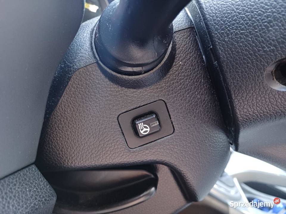 Kia Sportage 2015 17 Crdi auto bogato wyposażone Łomna