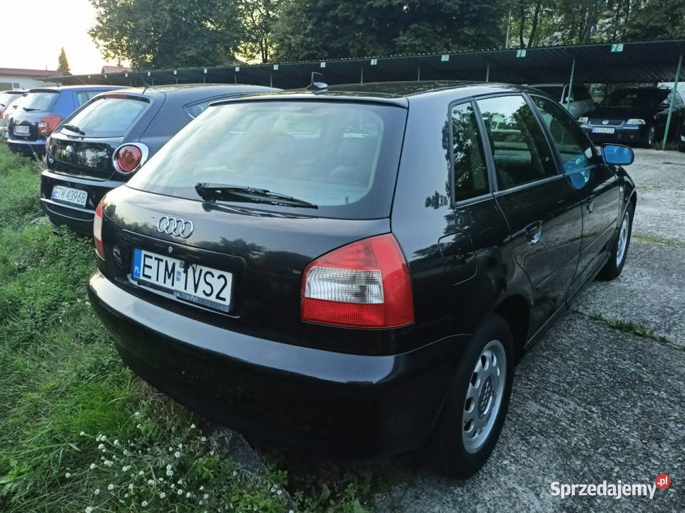 Audi A3 16 102 niski przebieg zadbane 8L Tomaszów Mazowiecki sprzedam