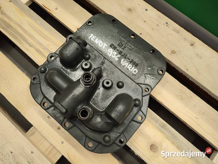 Chłodnica oleju Obudowa 954950250112 Fendt 936 sprzedam
