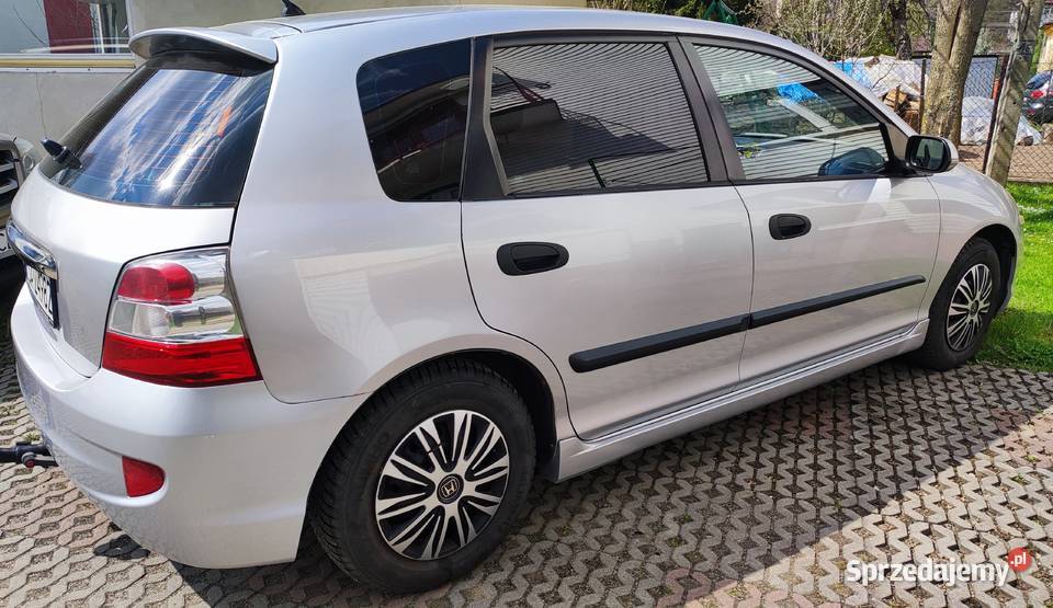 Honda Civic VII hatchback Tarnawa Górna
