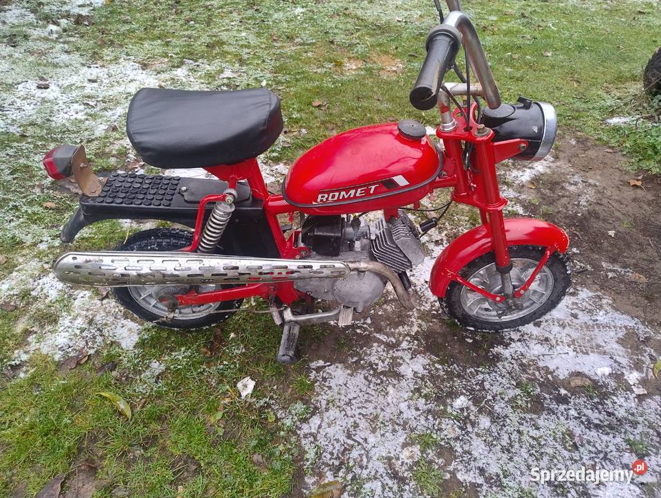 Motorynka m2 Romet Przyłogi
