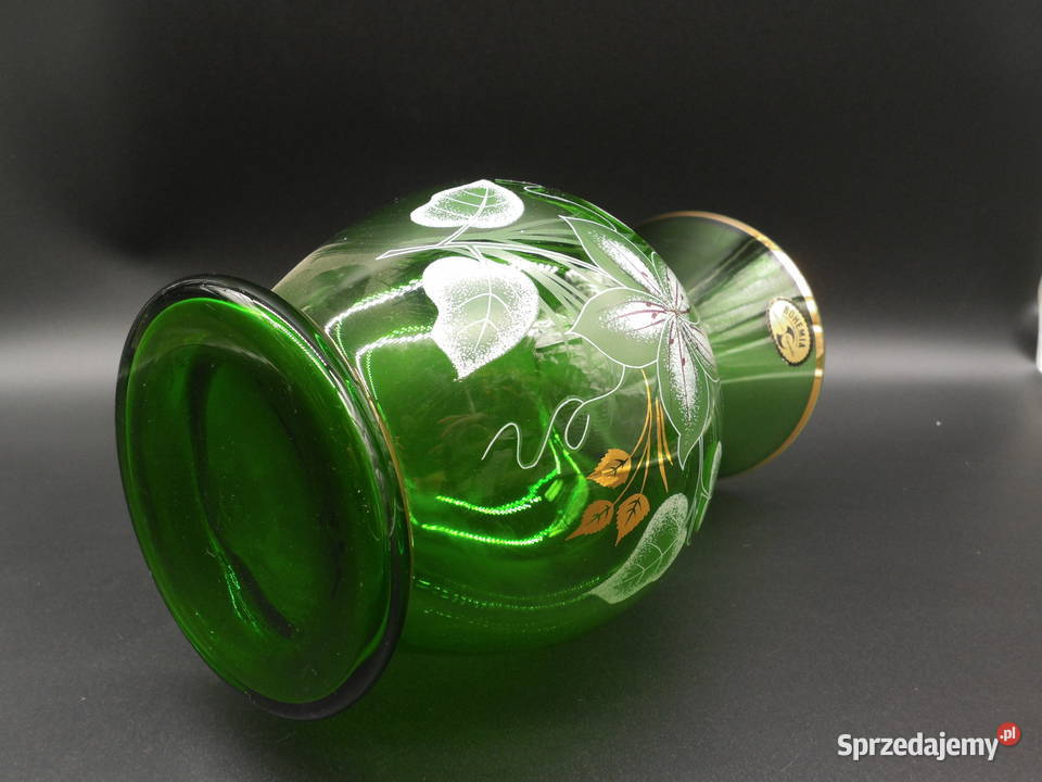 Szklany wazon z Czech Bohemia wykonany z Porcelana i szkło Raszków