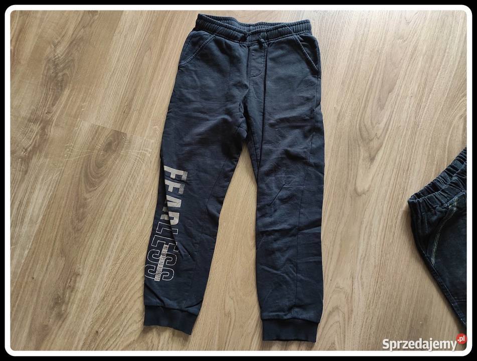 Zestaw paka Spodnie i spodenki chłopiec 122 128 Rozmiar 122 Płock