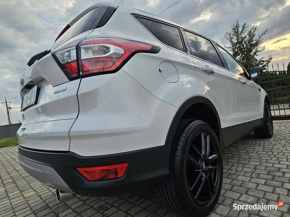 Benzyna 6bieg Navi LED Panorama Keyless Tempomat nieuszkodzony Kuga wielkopolskie sprzedam