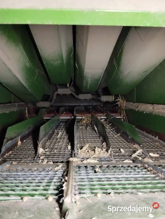 Kombajn zbożowy JOHN DEERE 630 Komarów-Osada