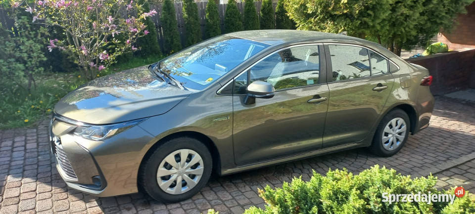Toyota Corolla 487 netto ECVT 18 Hybryda Kamera kamera cofania Gdańsk