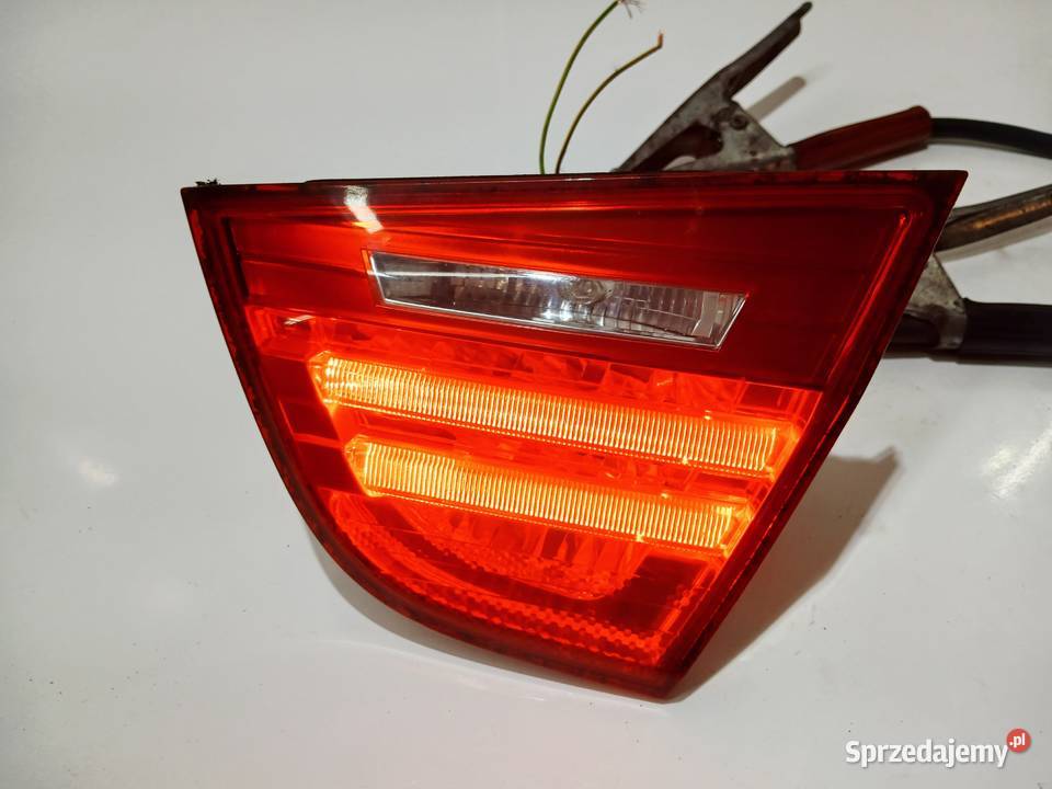 LAMPA PRAWA TYLNA BMW E90 LCI OE 7154156 Strzyżewice