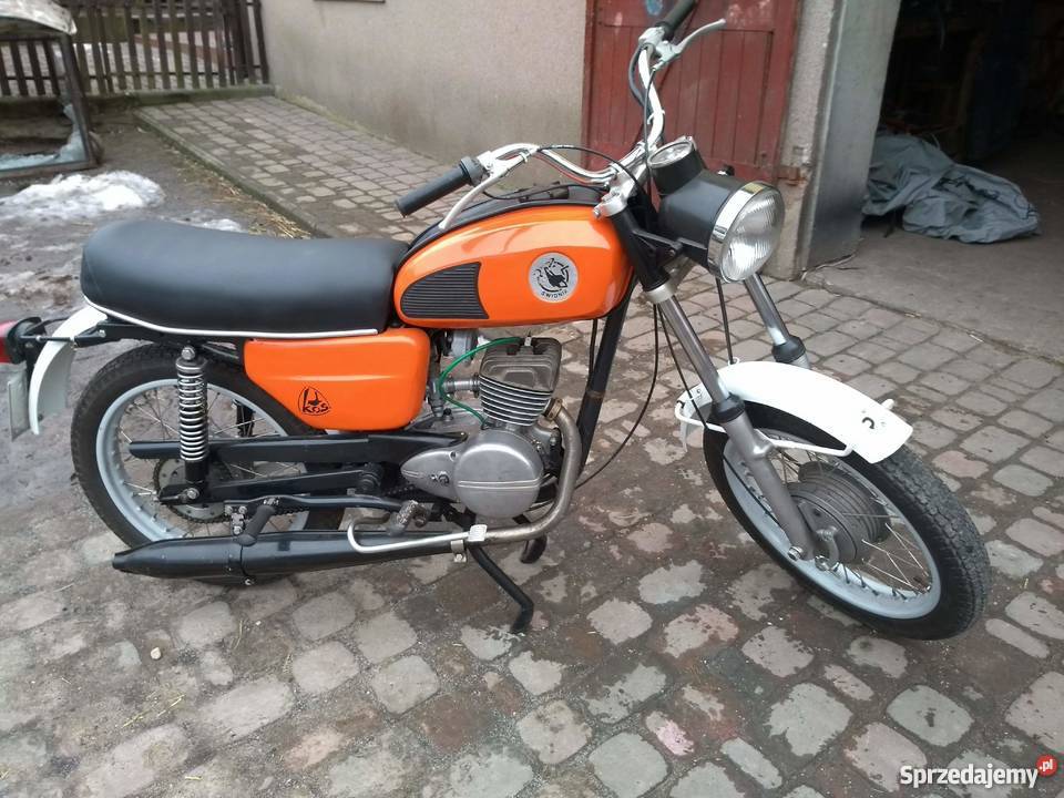 sprzedam wsk kos 125 1981 kupiony w Polsce kujawsko-pomorskie Golub-Dobrzyń