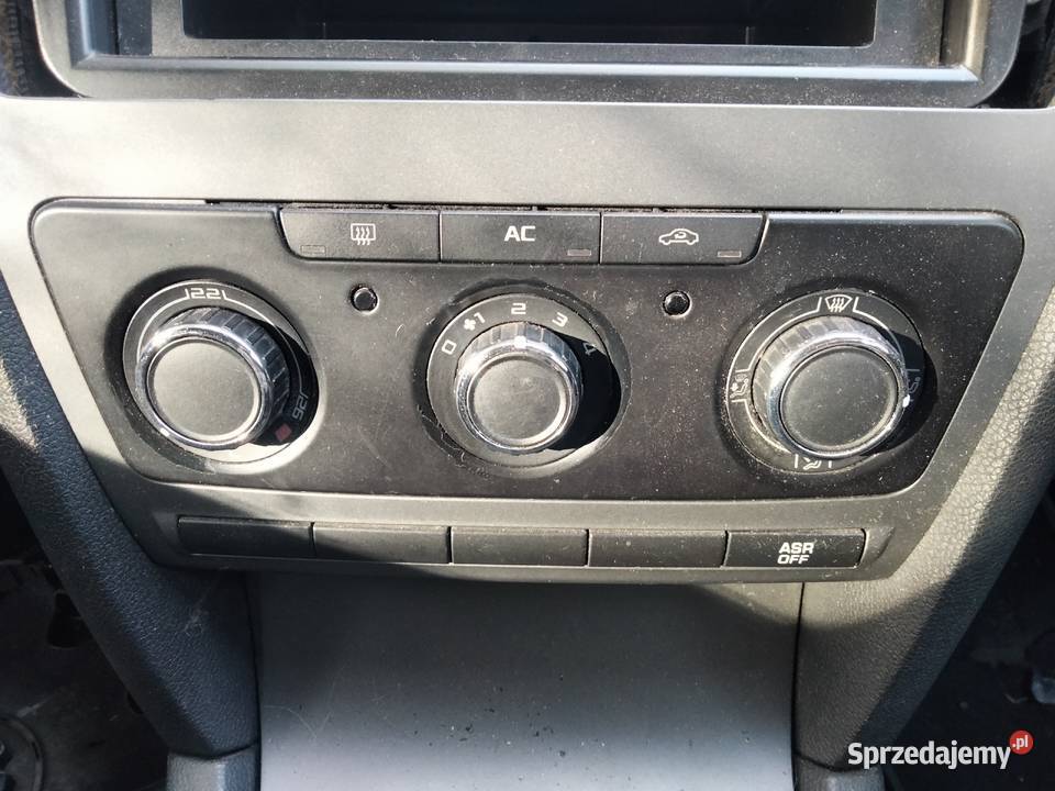 LAMPA Tył Tylna SKODA octavia 2 II lift 0813r sprzedam