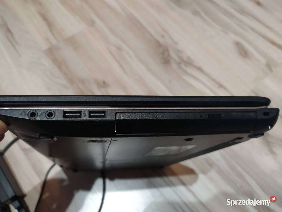 ASUS X53SCSX726V i32330M 4GB RAM 500GB Dysk Win7 Intel Core i3 Więcków sprzedam