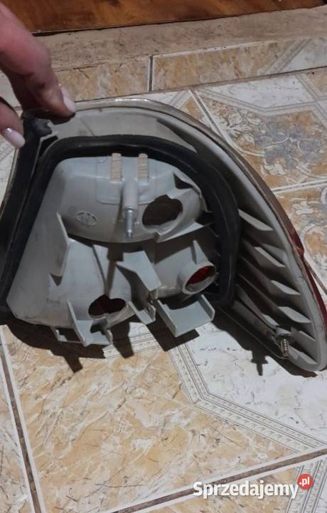 Tylnia lampa BMW 316i Lampy tylne Prudnik