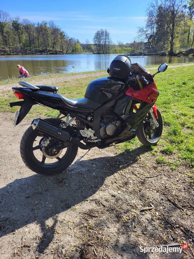 Hyosung GT125R 2007 manualna Koluszki