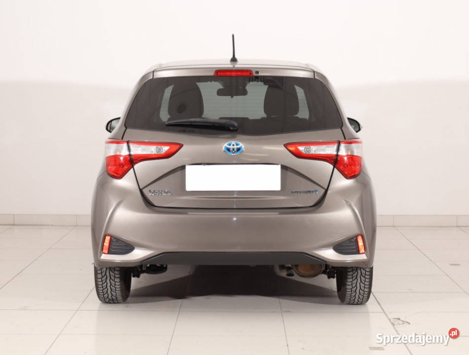 Toyota Yaris 15 Hybrid Piaseczno