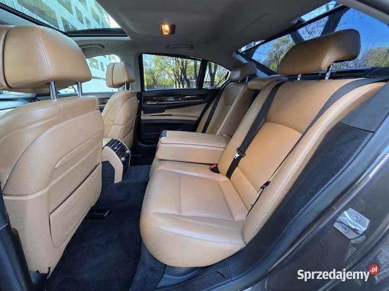 730d xDrive 30l diesel 258xDrive AWD4X48 lat w 258KM mazowieckie