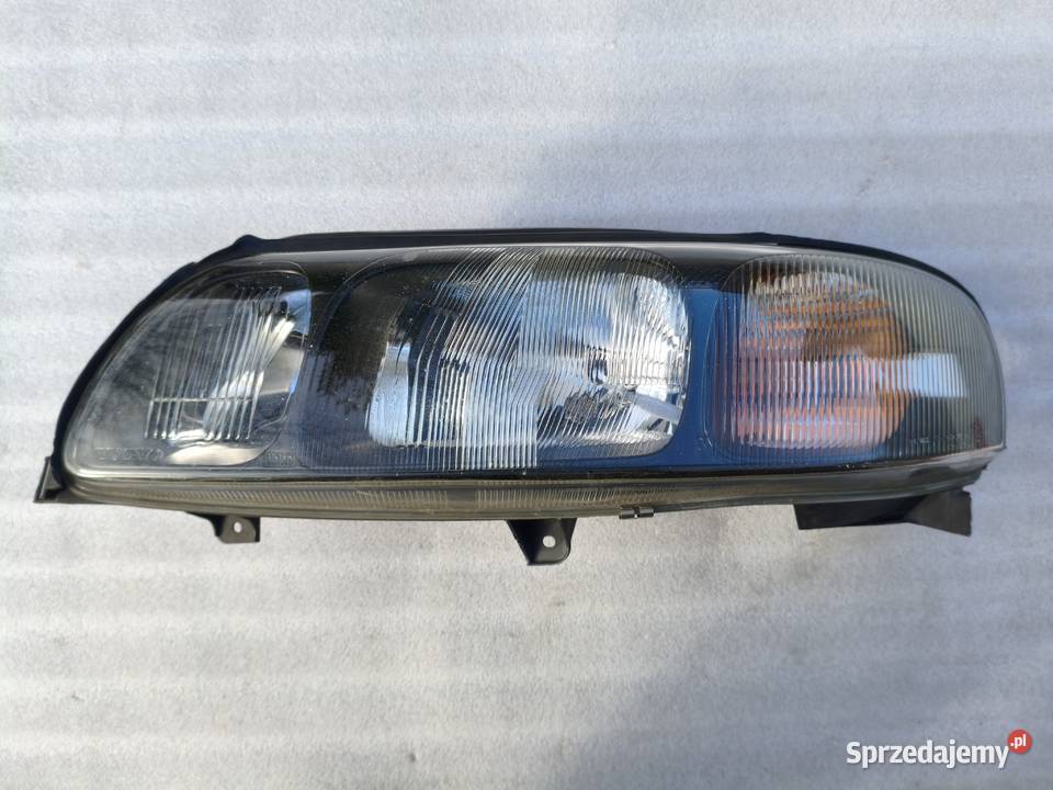 Lampa Lewy Przód Przednia Lewa Volvo S60 V70 osobowe sprzedam