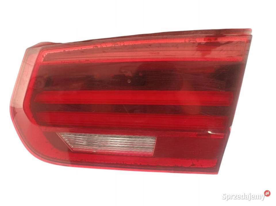 LAMPA TYŁ W KLAPĘ PRAWA KOMBI TOURING osobowe sprzedam