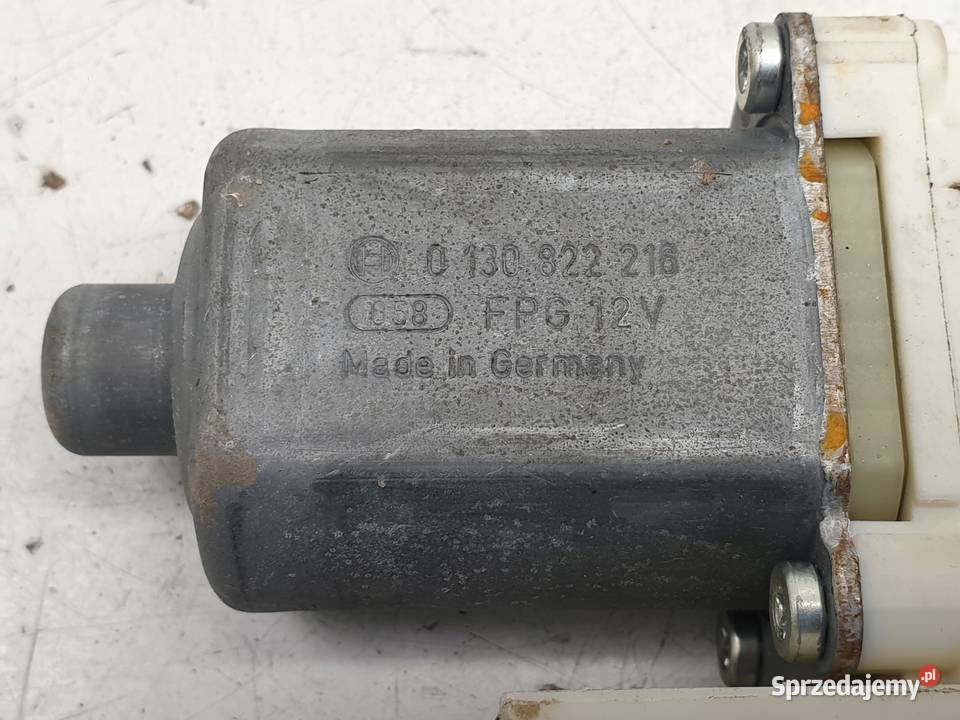 Ford Focus MK2 SILNICZEK PRZEDNIEJ SZYBY prawy Rudka