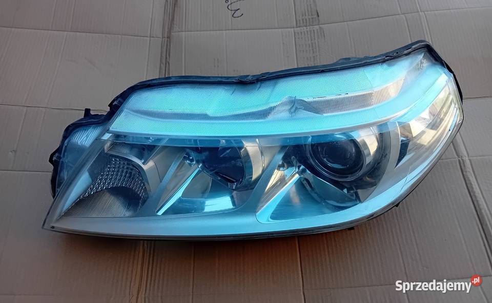 Suzuki Vitara III reflektor lampa lewy przód Przeźmierowo