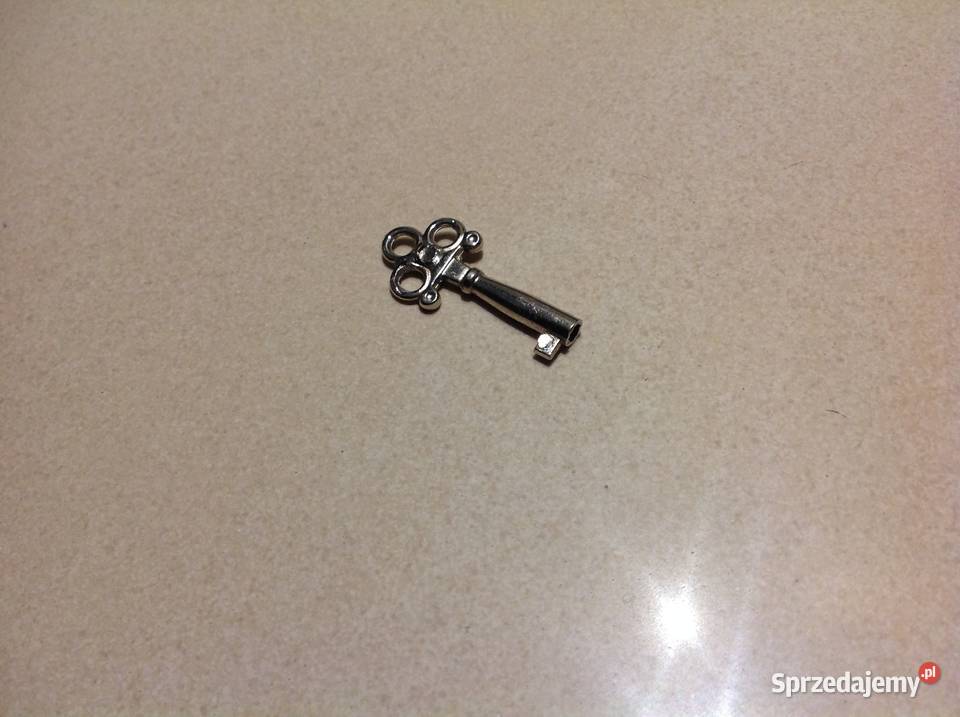 Malutki Kluczyk Klucz Metalowy sprzedam