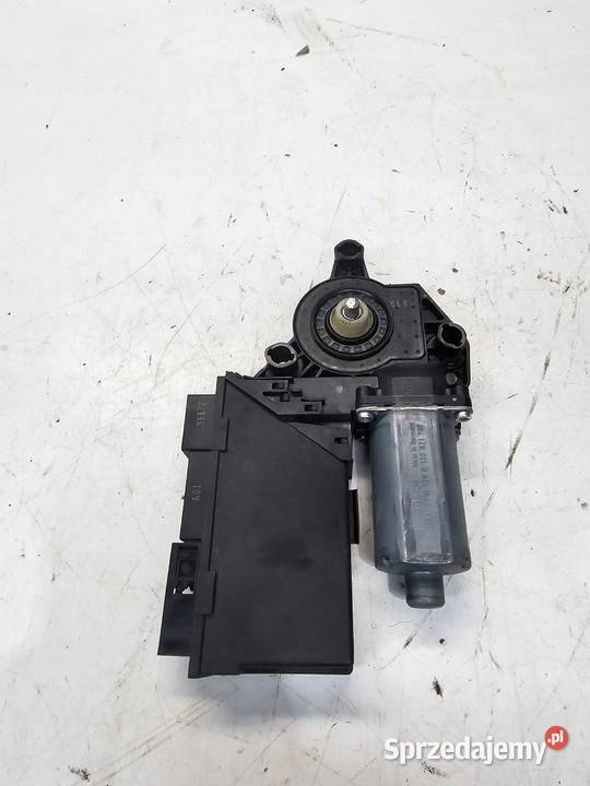 SILNIK SILNICZEK SZYBY AUDI A4 B6 B7 8E0959801E Przystajń