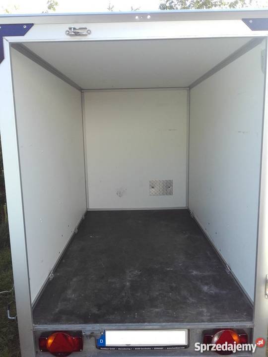 Przyczepa skrzyniowa HUMBAUR 2016 r lubuskie Sulęcin