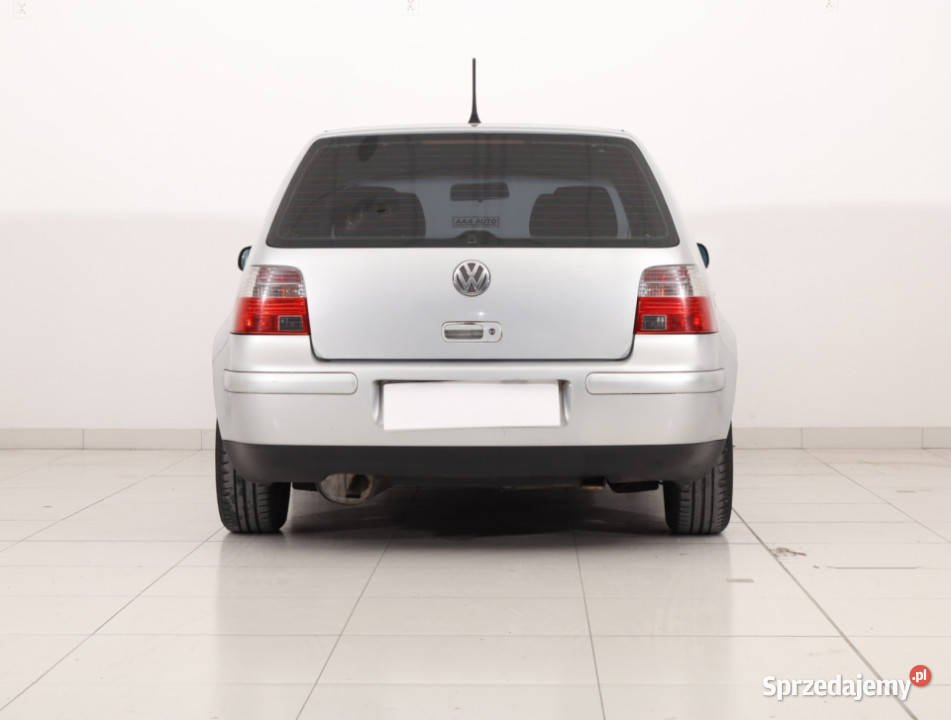 VW Golf 14 16V Rok produkcji 2003 Golf Piaseczno